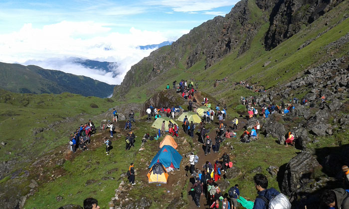 किन जाँदैनन् गोलेथरका मानिस गोसाँईकुण्ड यस्तो छ कारण