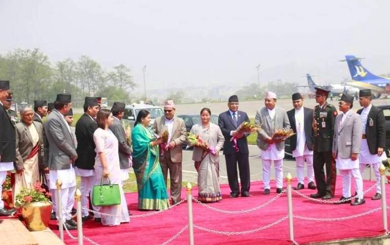 ३४ सदस्यीय टोली सहित राष्ट्रपति भण्डारी भारत प्रस्थान