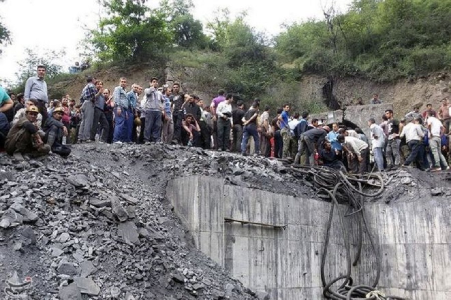 इरानको कोइलाखानीमा पहिरो २१ को मृत्यु ७० घाइते