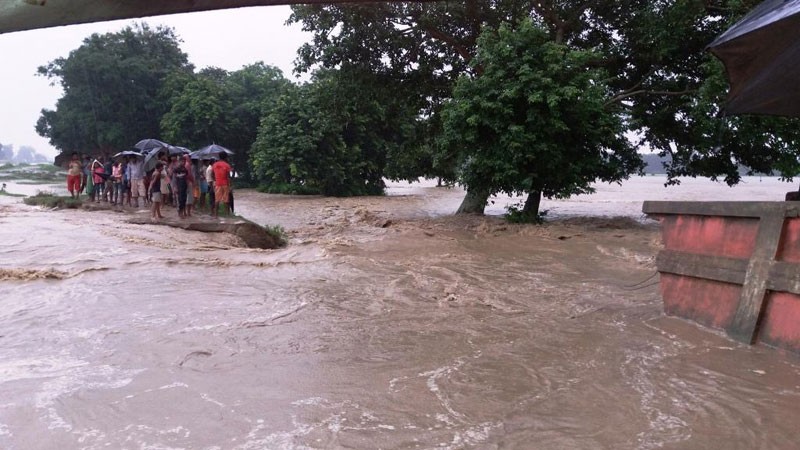 सप्तरीमा आधादर्जन गाउँ डुबानमा, १५ सय परिवार जोखिममा