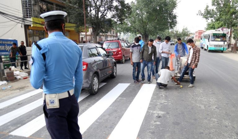 ६०० स्थानमा जेब्रा क्रसिङ राखिने