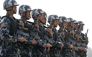 सशस्त्रलाई सैन्य ढाँचामा लगिने