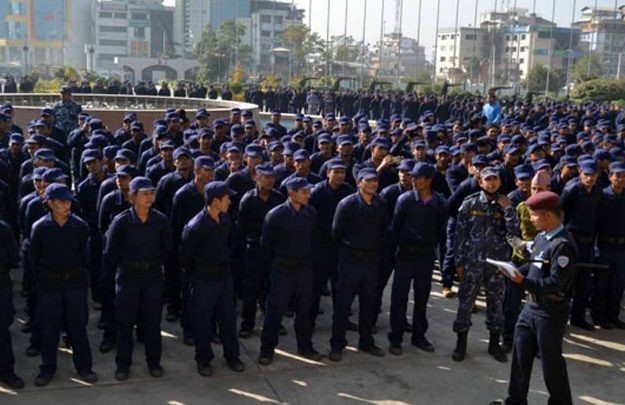 ९८ हजारले पाउने भए जागिर, म्यादीमा भर्ना लिंदै सरकार