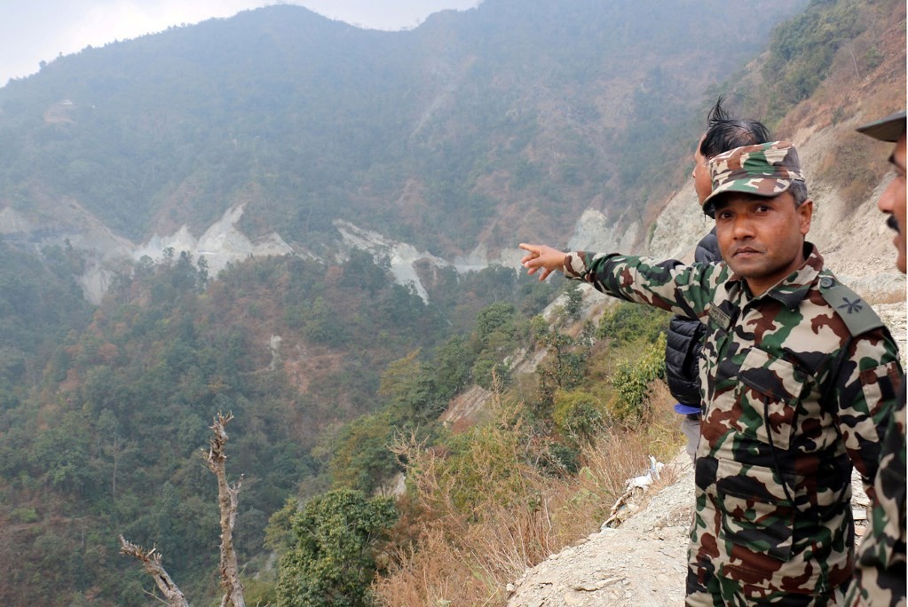 काठमाडौंलार्इ तरार्इसँग जोड्ने फास्ट ट्रयाक यसरी हुँदैछ निर्माण (फोटोसहित)