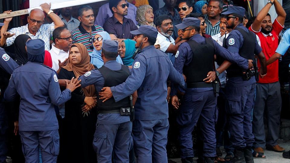 मालदिभ्स: सानो देश तर बारम्बार राजनीतिक संकट