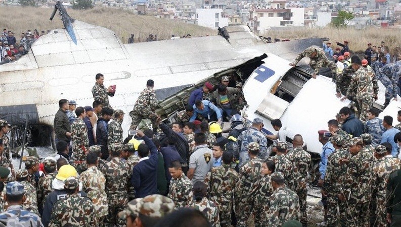 विमानस्थलभित्रै भएको जहाज दुर्घटनाले उब्जाएका सात प्रश्न