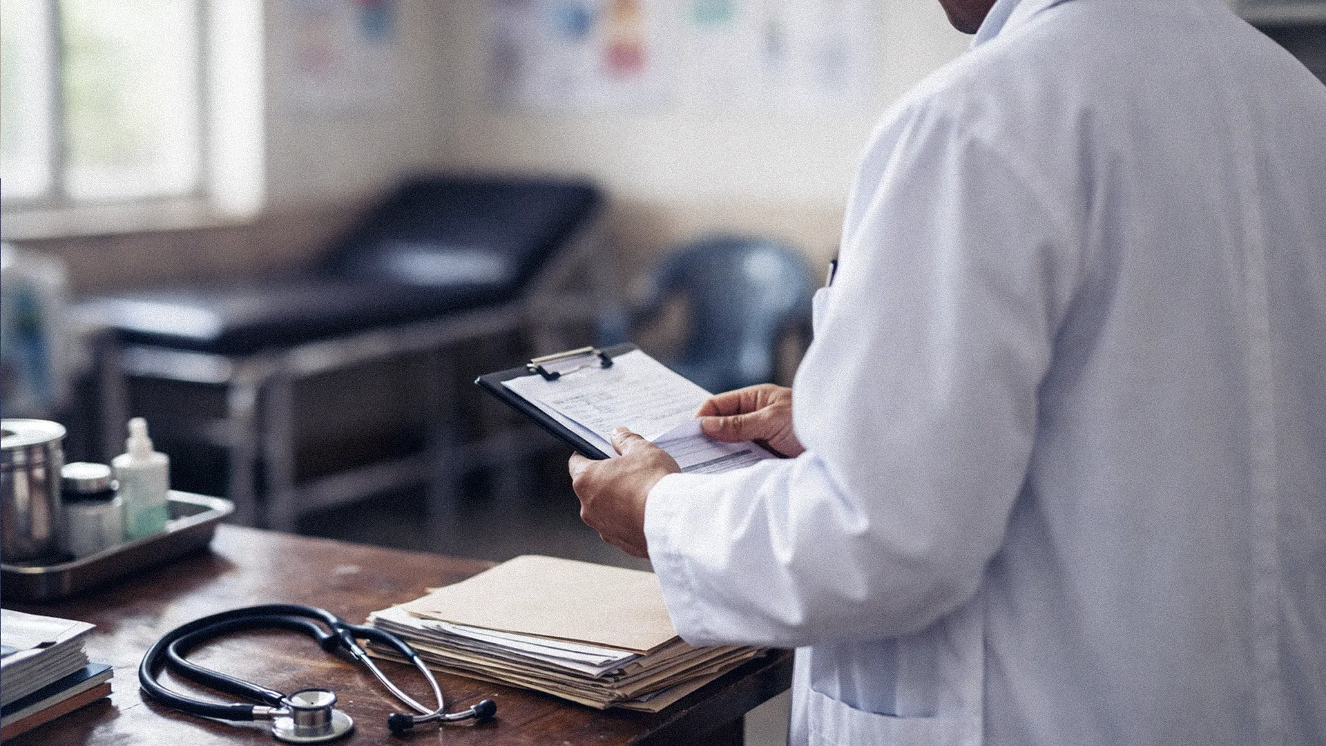 Nepal Medical Council Warns Doctors Over Random Social Media Prescriptions