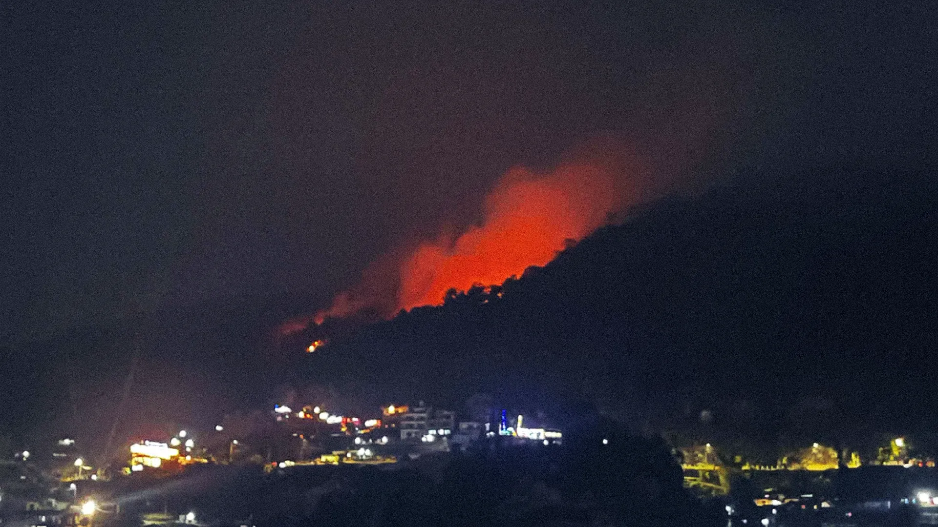 शिवपुरी आगलागी अपडेट: सिडिओ र प्रहरी बेखबर, सेनाको संरचना र मालवस्तु जलेको आशङ्का