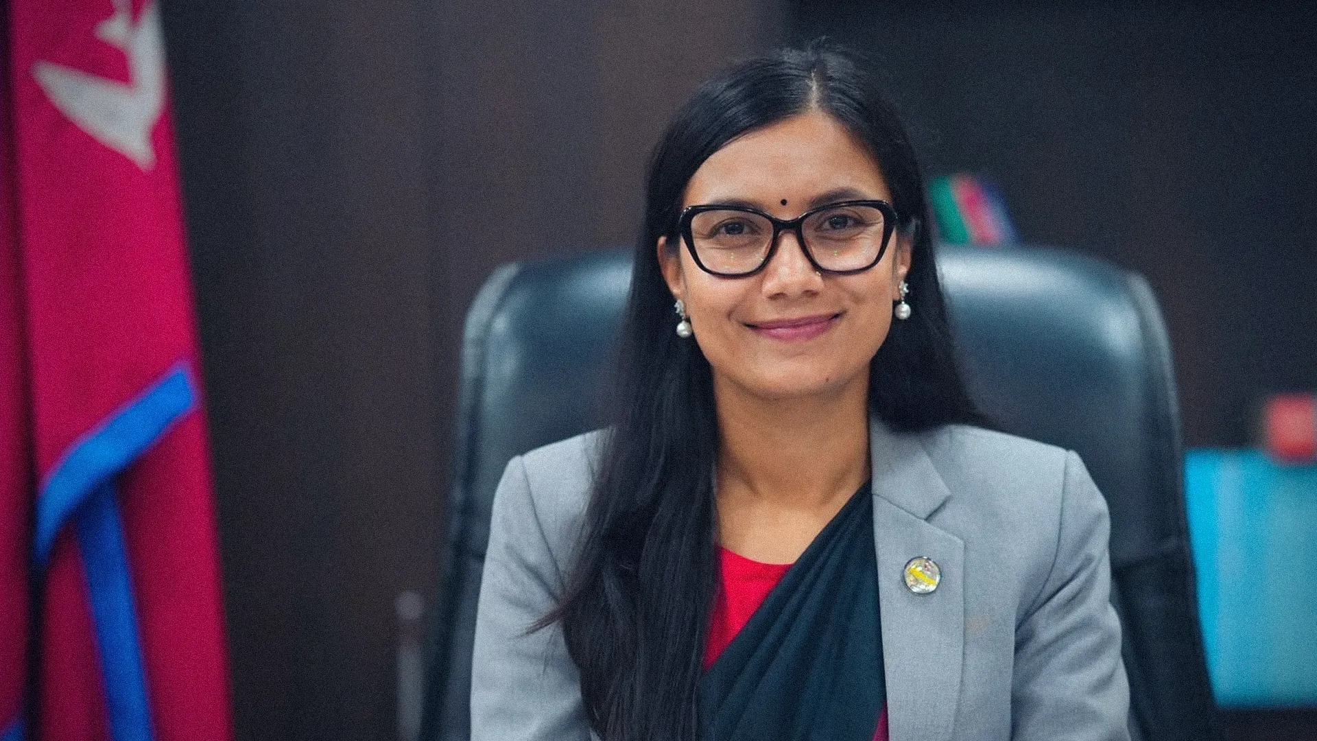 नेपालमा आमालाई ६ महिना र बुबालाई ४२ दिन प्रसूति बिदाको प्रस्ताव