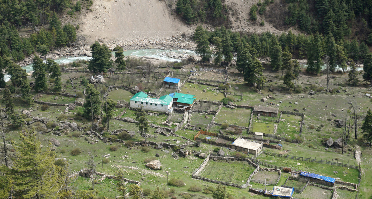 छाङ्गरुमा सशस्त्रको भवन नौ महिनामा भुइँतला मात्रै निर्माण