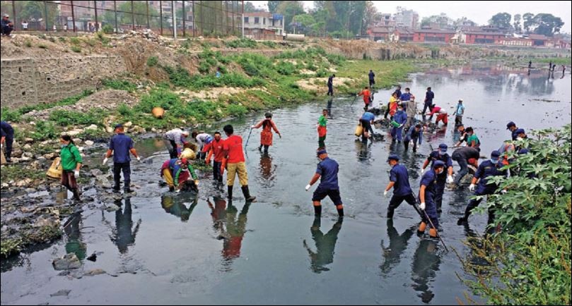 २२ औं हप्तामा १० टन फोहर संकलन