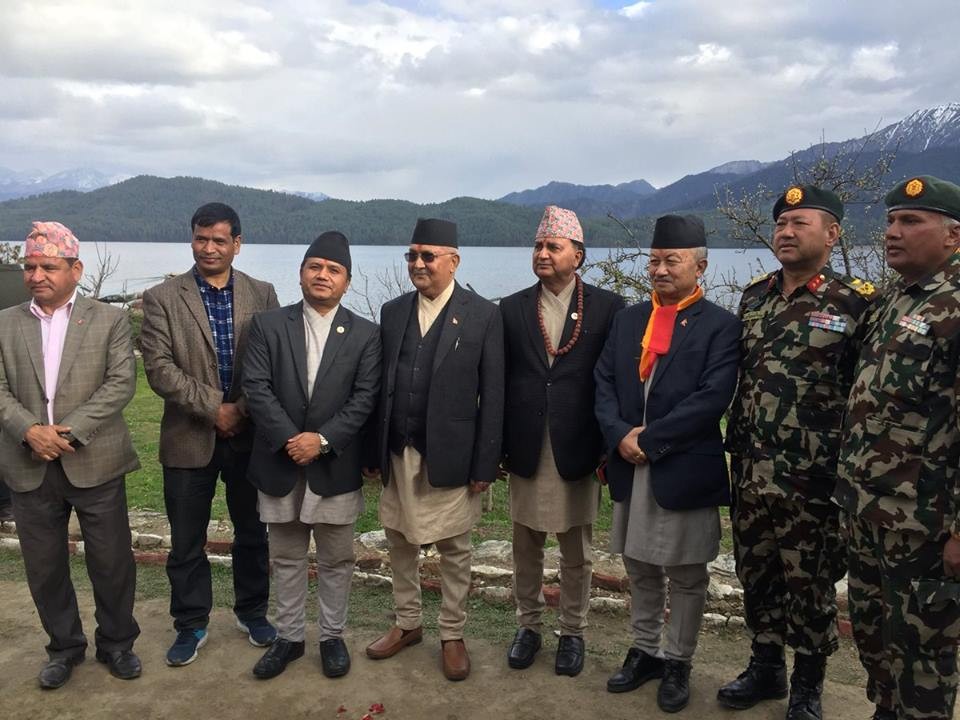 नयाँ वर्षको पूर्वसन्ध्यामा प्रधानमन्त्री ओली रारा पुगे