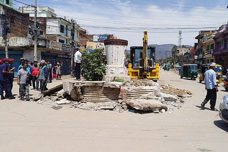 हटाइएको १२ बर्षपछि राजा विरेन्द्रको शालिक राख्ने तयारी