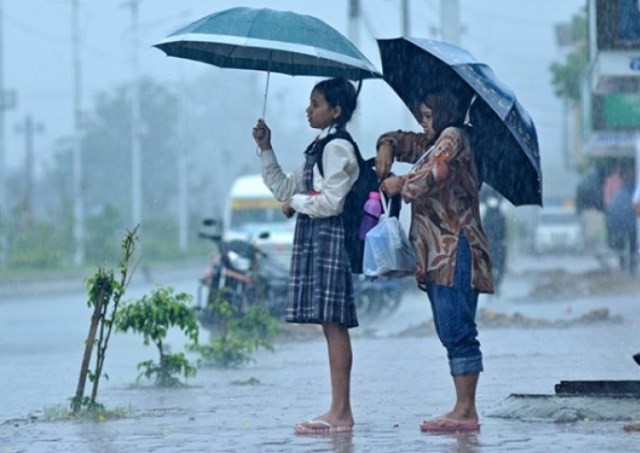 आज मेघ गर्जन र हावाहुरीसहित वर्षा हुने