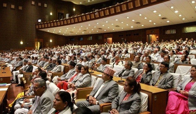 पटक पटक एउटै निर्णयः सरकारी खर्चमा नेतालाई विदेशमा उपचार गर्न नपठाइने