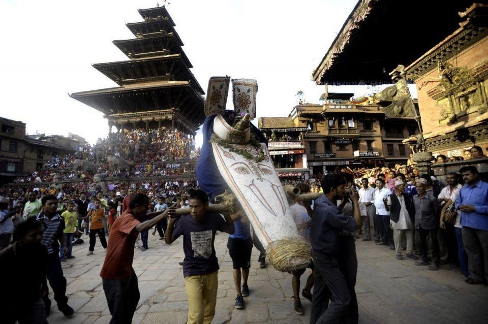 भक्तपुरमा इन्द्रजात्रा सुरु