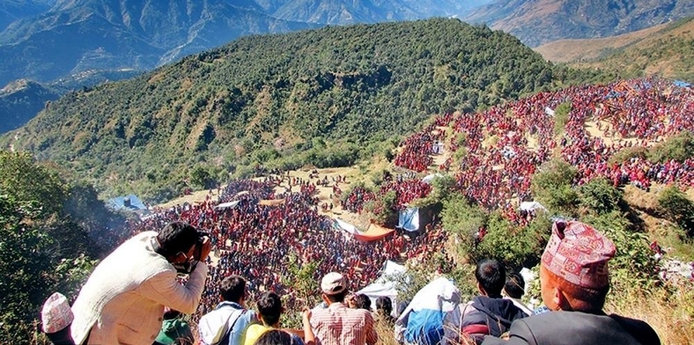 सुदूरपश्चिमका पहाडी जिल्लामा जात्राको रौनक