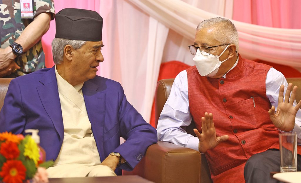 ‘हिन्दू राष्ट्र ल्याउने’ कांग्रेसको गोप्य योजना? पार्टी भित्र क्रान्ति! धर्मको नाममा फुट!