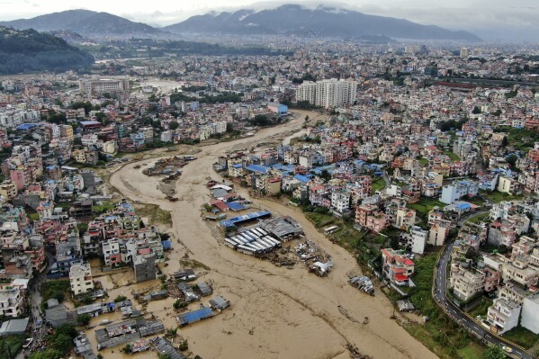 10 Lakh Worth Relief Distributed to Flood Victims in Balkhu! Nepal-India Friendship Association’s Major Initiative!