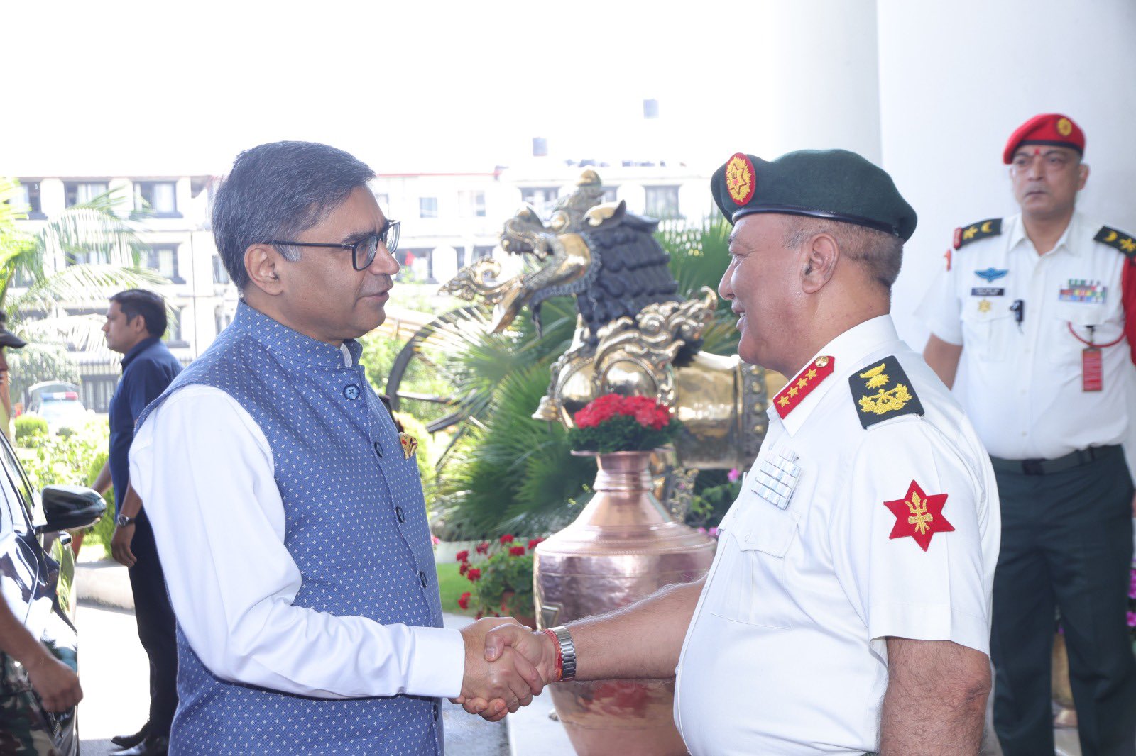Gifts or Strategy? India Hands Over Vehicles, Horses, and Dogs to Nepali Army