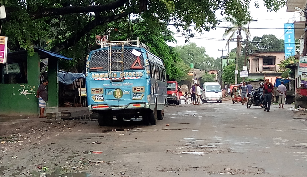 सार्वजनिक सवारीमा आधा यात्रु र ५० प्रतिशत बढी भाडा लिने ब्यवस्था खारेज गर्न विद्यार्थी संगठनको माग