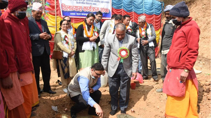 काठमाडौंको दक्षिणकालीस्थित चम्पादेवी माध्यमिक विद्यालयको पुनर्निर्माण सुरु