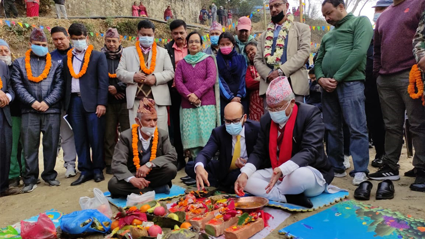 भारतीय सहयोगमा विष्णुदेवी माविको पुनर्निर्माण हुने, शिक्षामन्त्रीले गरे शिलान्यास