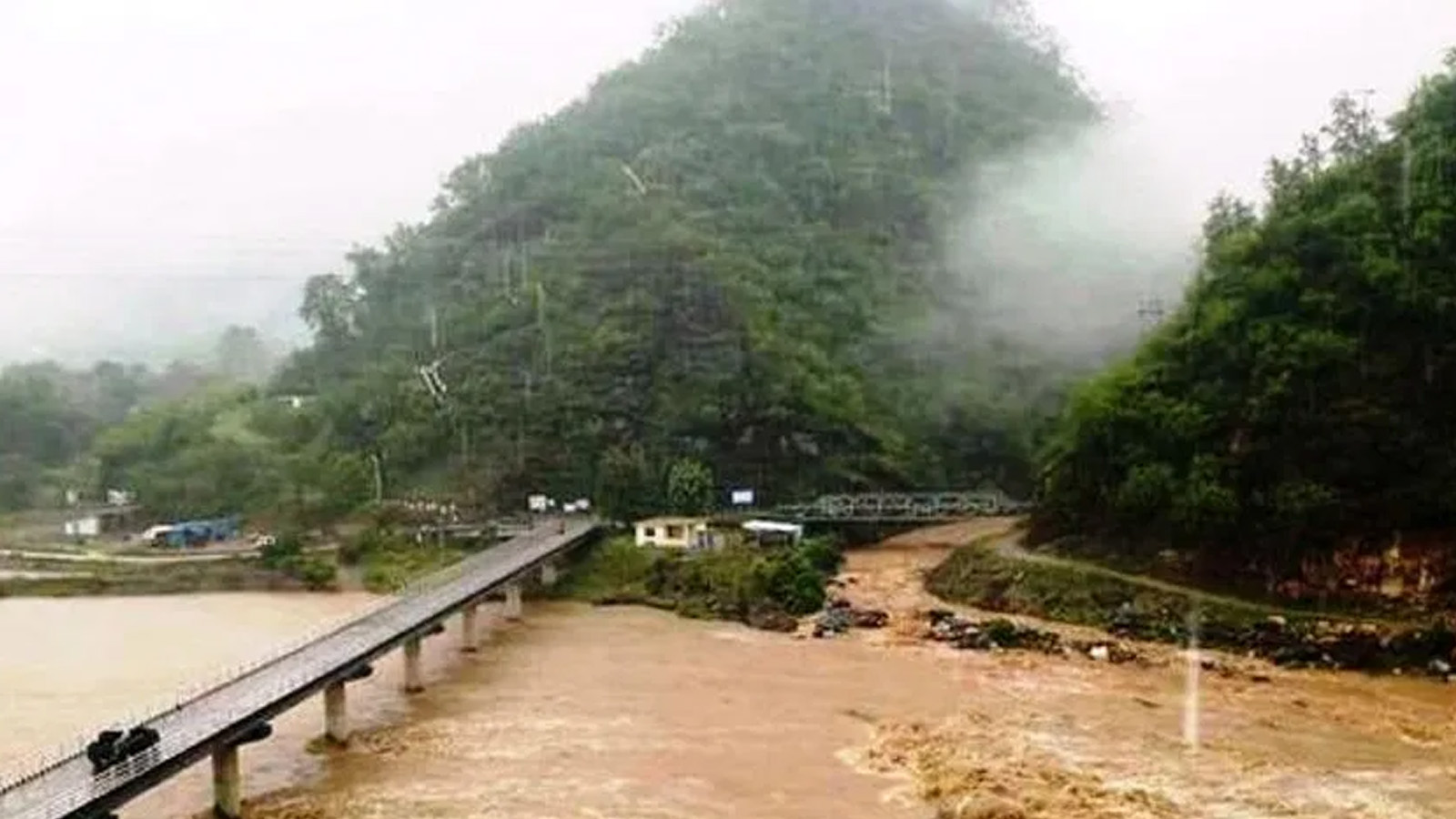 सेतीबाट  निकाल्न सकिएन शव