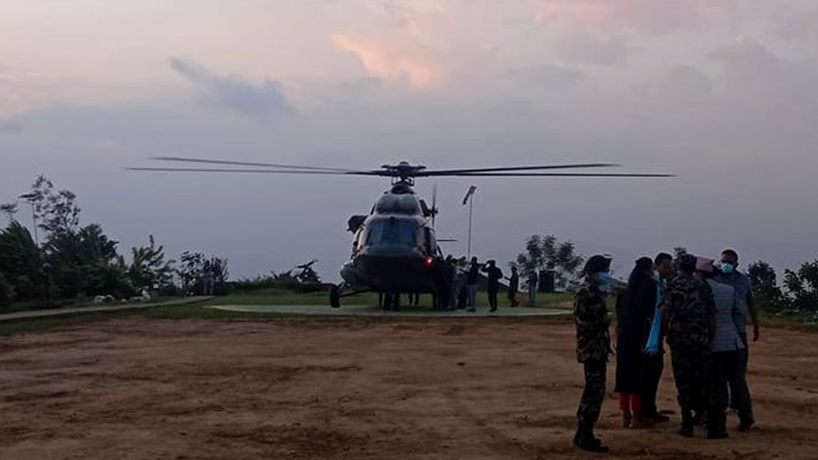 फिदिम बस दुर्घटनाः ४ जनाको मृत्यु, १६ घाइतेलाई हेलिकप्टरवाट उद्वार