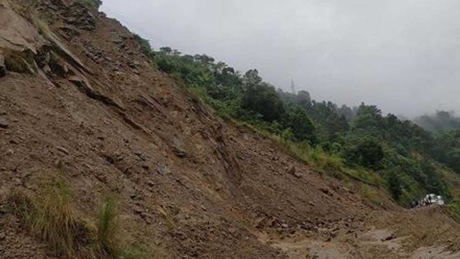 हुम्लामा पहिरोले घर पुरिएर ४ बालबालिकाको मृत्यु