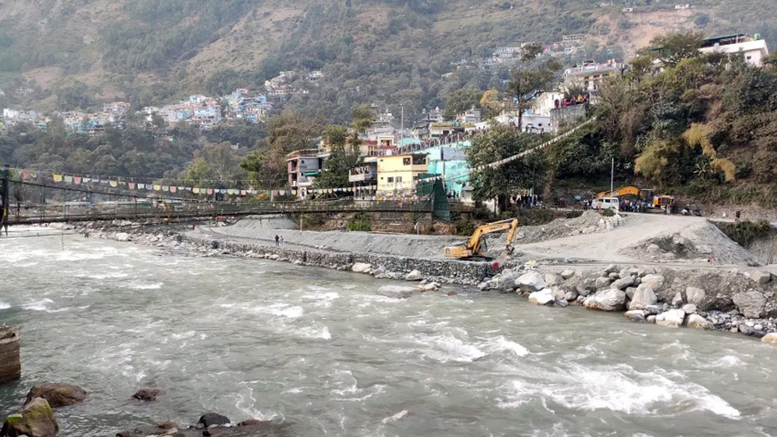 महाकाली नदीमा अनधिकृत संरचना बारे अनावश्यक हल्ला भएको सिडिओको दावी 