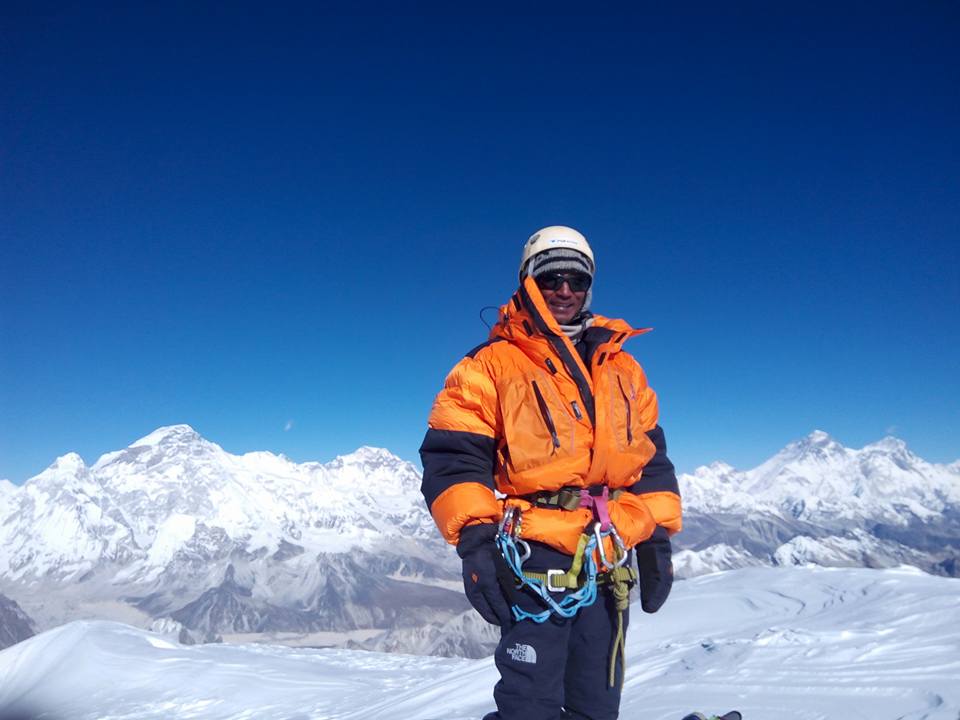 २६  वर्षदेखि एचआइभी तर चढे सगरमाथा, बन्यो नयाँ विश्व कीर्तिमान 