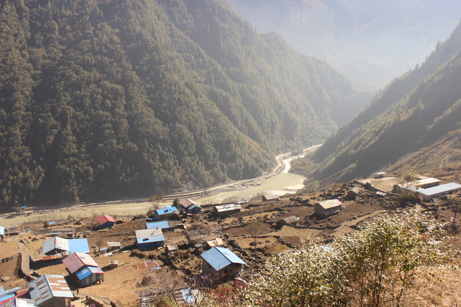 किमाथांकामा चीनको बाँध, खतरामा नेपाली बस्ती 