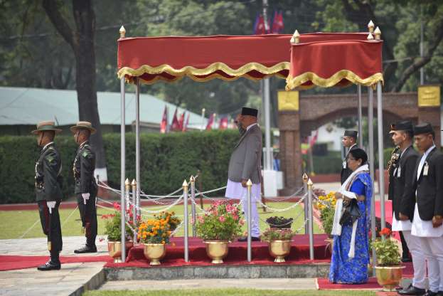 प्रधानमन्त्रीले सेनाको सलामी ग्रहण गरेनन् 