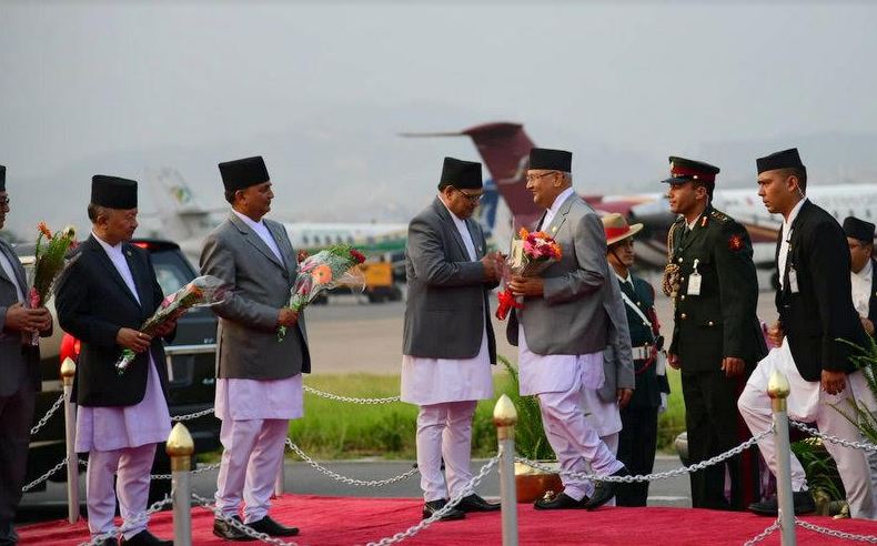 पत्रकारसँग बोल्न नमानेका प्रधानमन्त्रीले ट्विटरमा भने : मेरो स्वास्थ्य सामान्य छ 