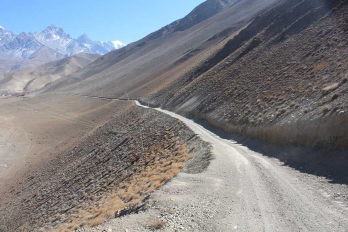 उपल्लो मुस्ताङ बल्ल यातायात सञ्जालमा जोडियो