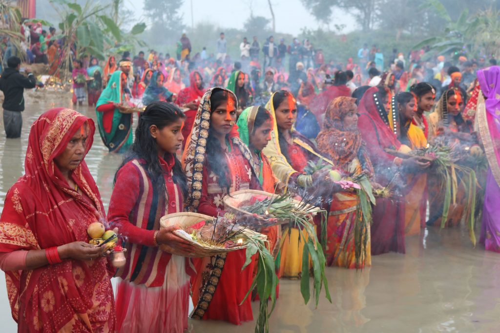 उदाउँदो सूर्यलाई अर्घ दिएर सकियो छठ पर्व 