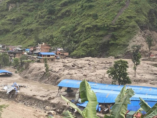 बाढीमा परी २० बेपत्ता