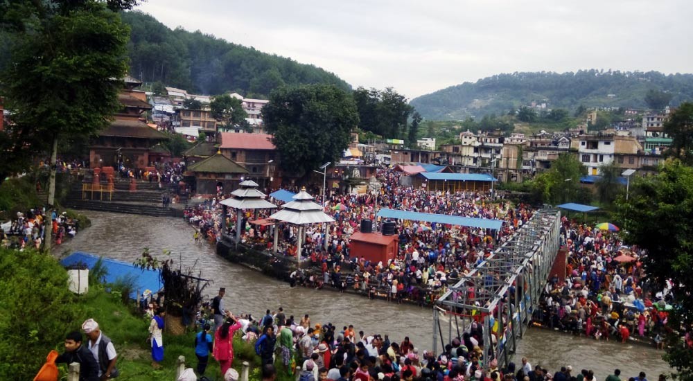 गोकर्णेश्वरमा आज बिहानैदेखि भक्तजनको घुइँचो