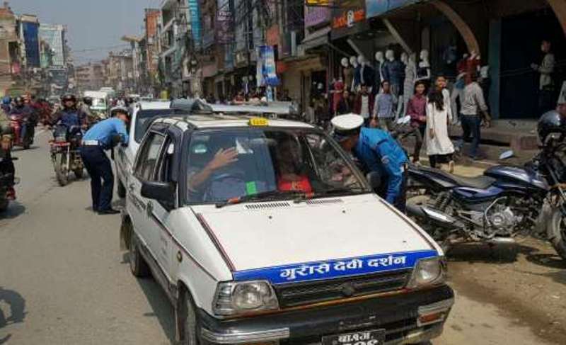 यात्रु ठग्ने १२ हजार ट्याक्सी चालक परे कारबाहीमा