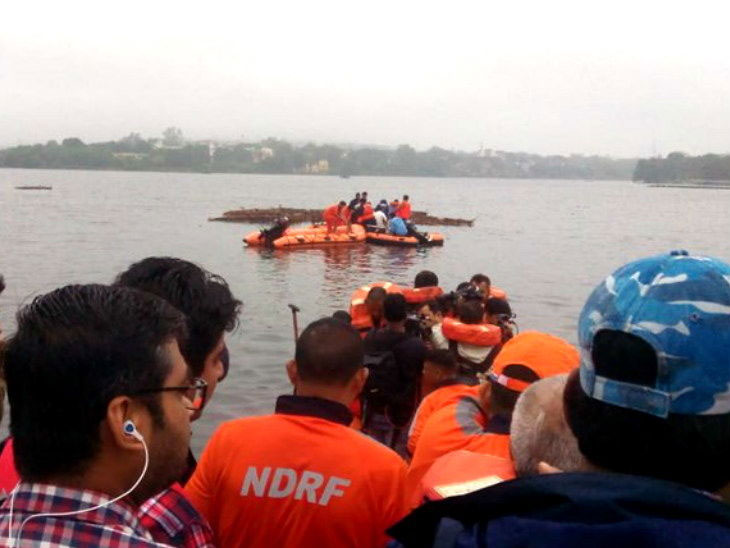 गणपति विसर्जनमा हिँडेका व्यक्ति सवार डुंगा पल्टिँदा ११ को मृत्यु