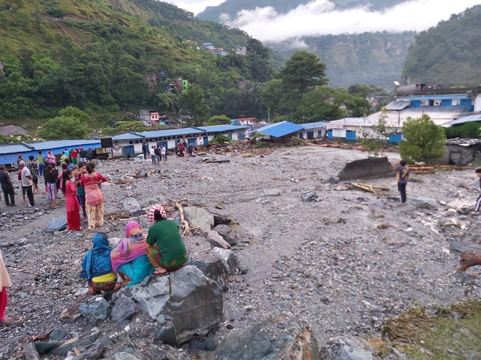 म्याग्दीमा बाढीले दुई घर बगायो, दुई बालिका बेपत्ता