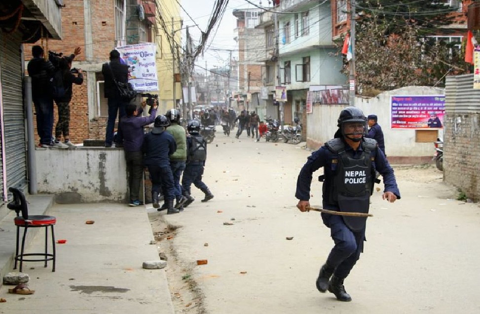 नेविसंघको दुई गुटबीच सानेपामा हानाहान, पत्रकारसहित दुई घाइते