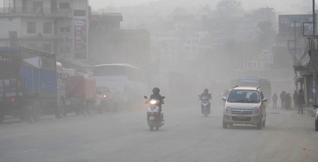 देशभरका शैक्षिक संस्था बन्द हुँदा नाम्खामा नियमित पठनपाठन